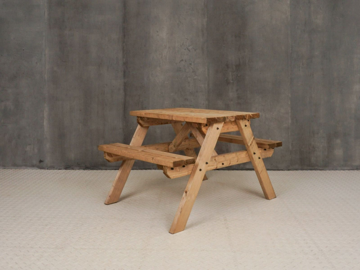 Classic Pub Style Picnic Bench and Table - Rustic Finish