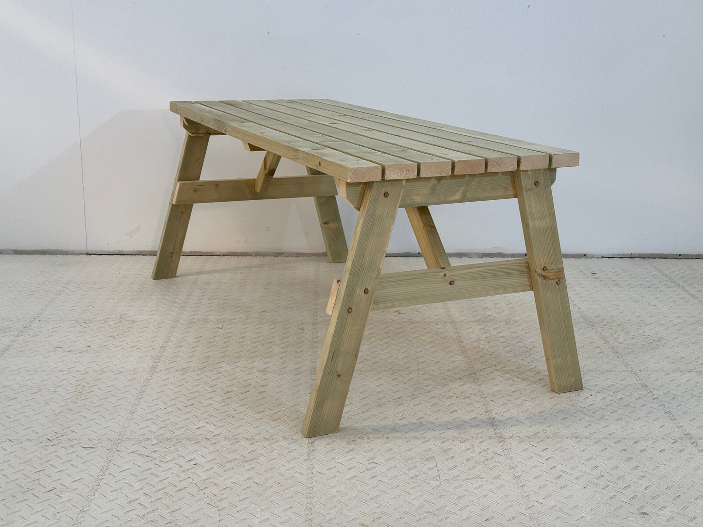 Victoria Wooden Garden Table, Outdoor Picnic Dining Desk