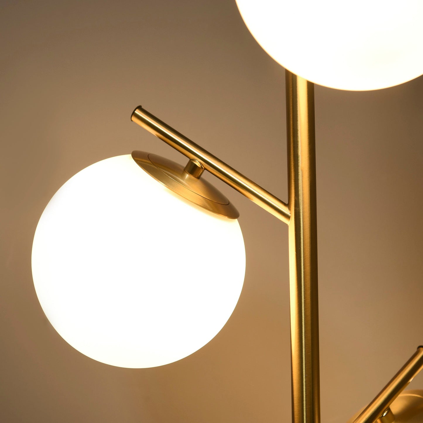 HOMCOM 3-Light Tree Floor Lamps for Living Room, Modern Standing Lamp for Bedroom with Globe Lampshade, Steel Base, Bulb not Included, Gold Tone