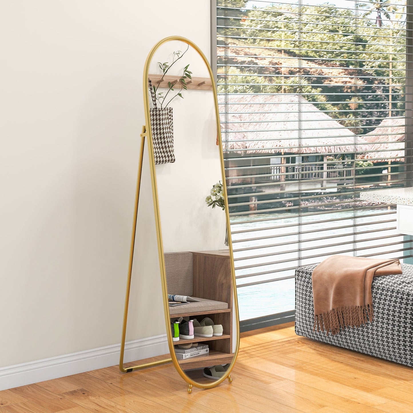 HOMCOM Two-Way Curved Full Length Mirror - Gold Tone