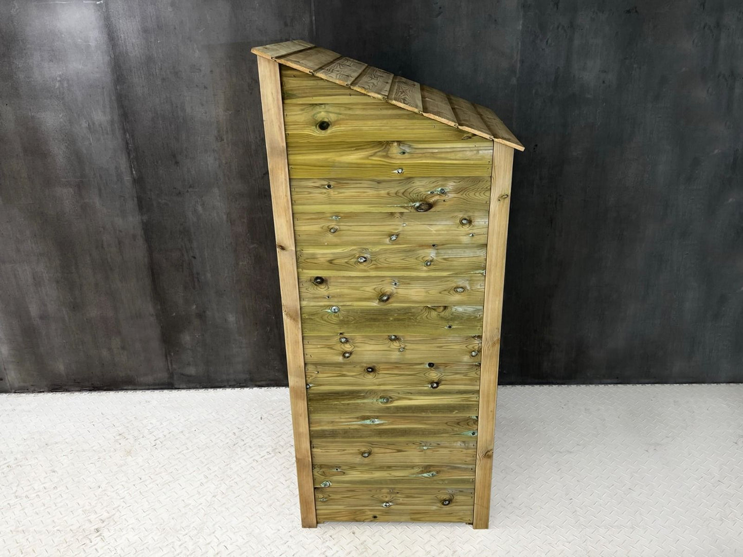 Wooden Premium Tongue/Groove Log Store (W-79cm, H-126cm or H-180cm, D-88cm)