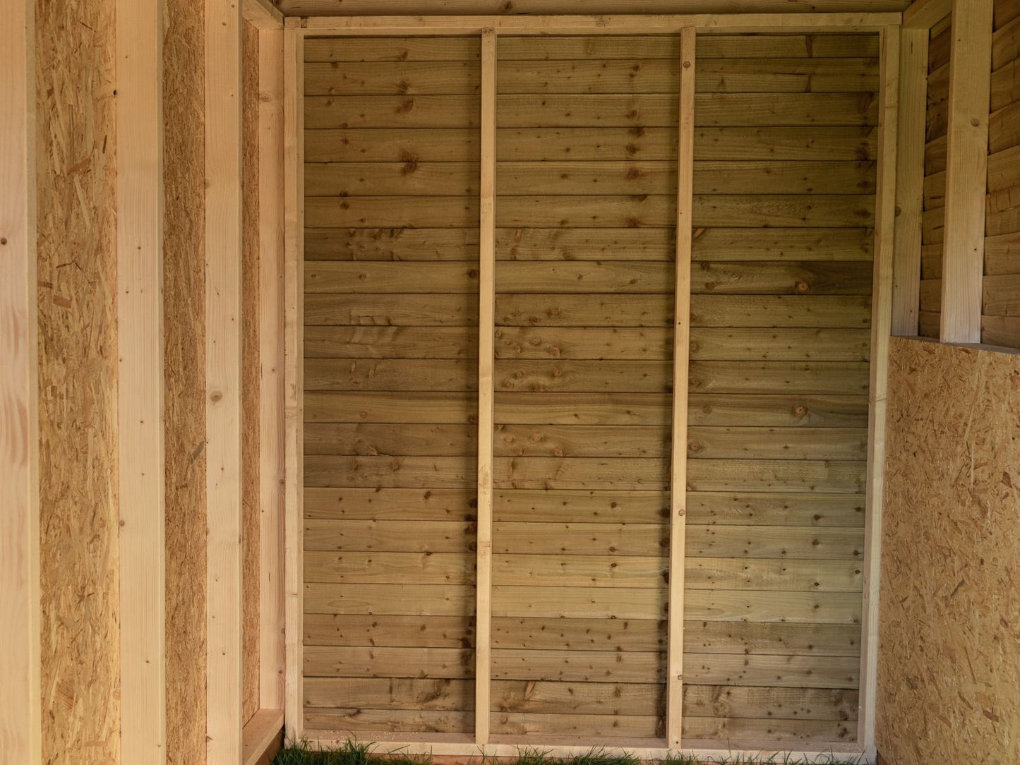 18ft x 12ft Field Shelter with Storage/Tack Feed Room V.4